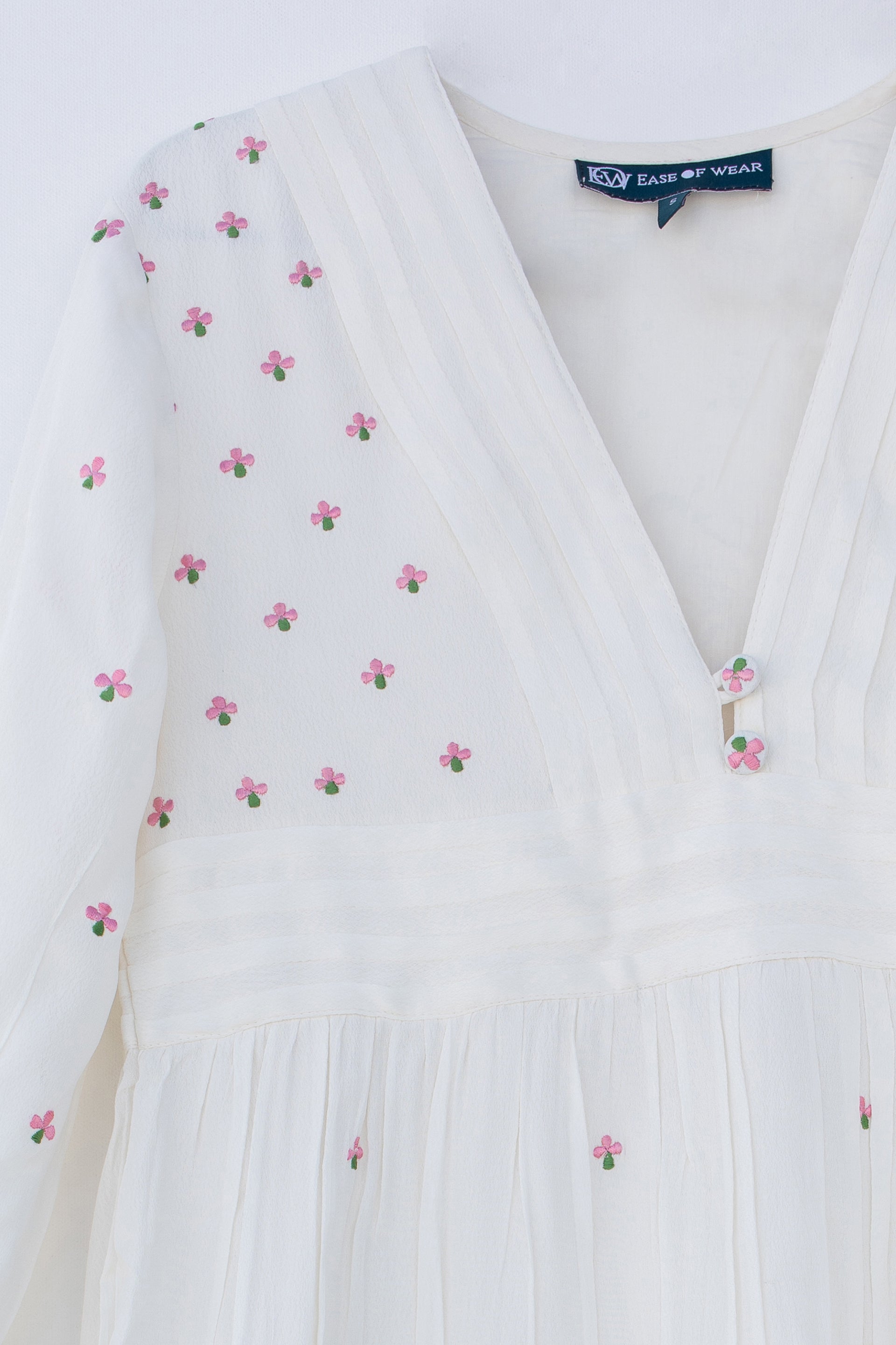 WHITE DRESS WITH EMBROIDERY